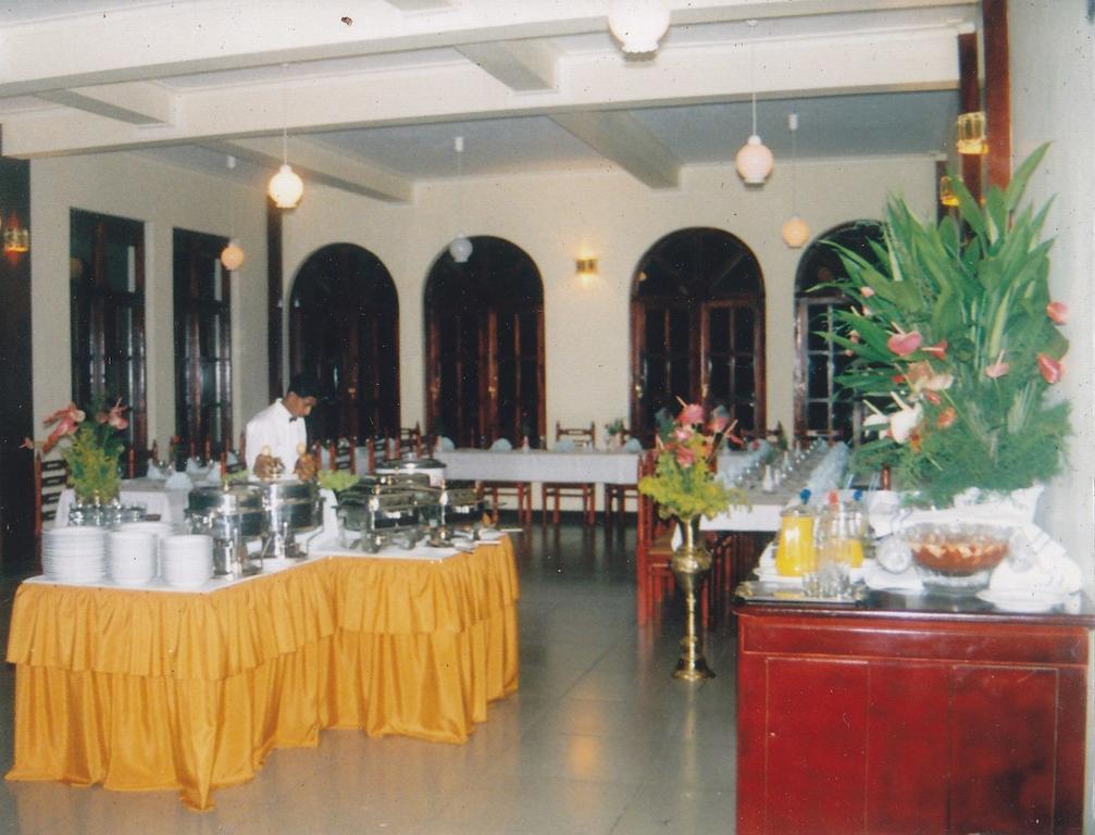 Royal Mount Hotel Kandy Luaran gambar