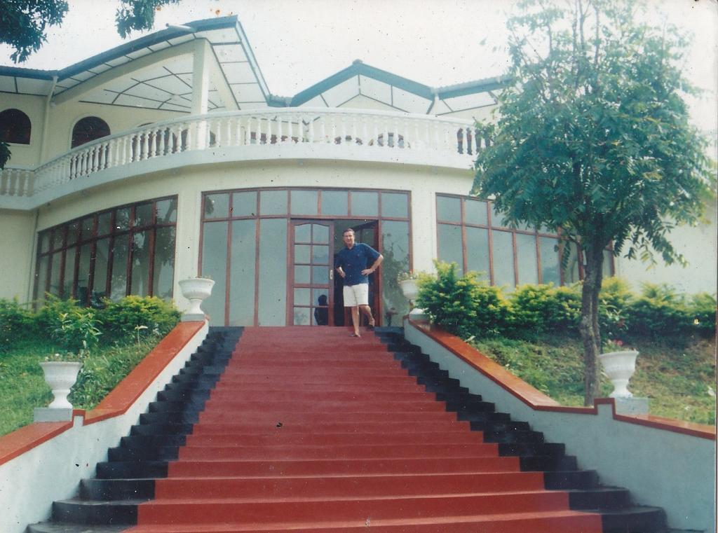 Royal Mount Hotel Kandy Luaran gambar